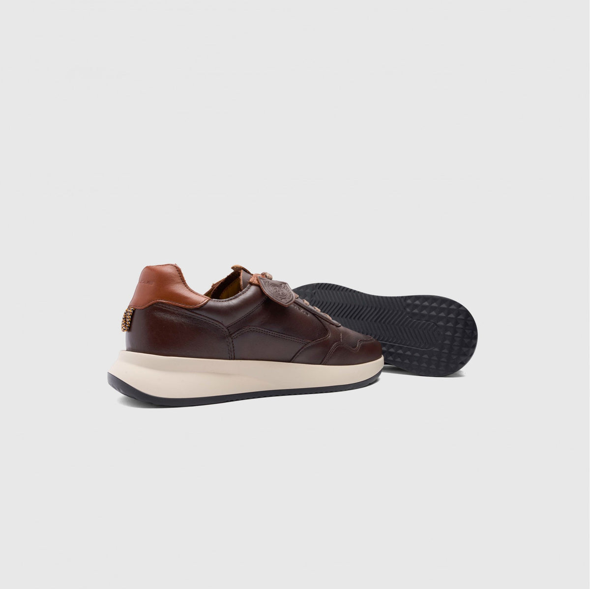 Ambitious Dark Brown Shoe 14301A Ronnie