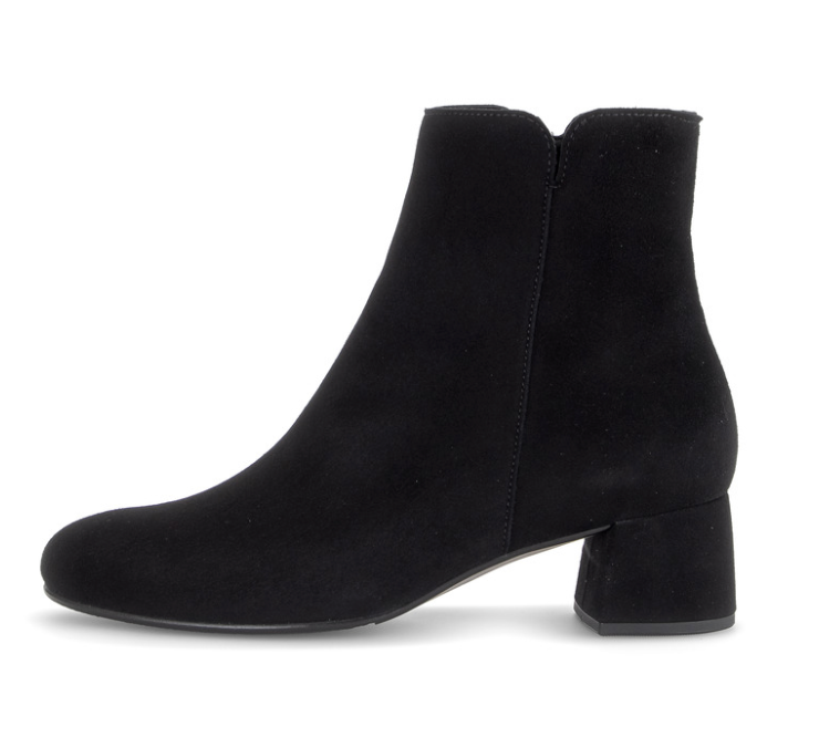 Gabor Black Boots 8036.01 002