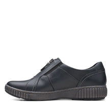 Load image into Gallery viewer, Clarks Magnolia Zip | Front Zip Leather Shoes in Black
