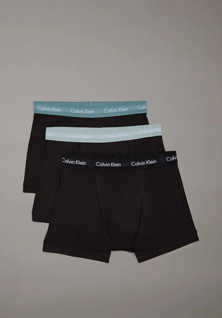 Calvin Klein | 3 Pack Trunks in Black Multi | 0000u2662g q3r