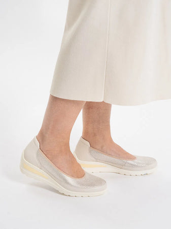 Ara Slip On Wedge Beige 12-50664-05