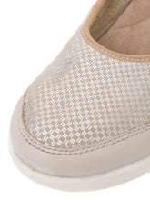 Load image into Gallery viewer, Ara Slip On Wedge Beige 12-50664-05