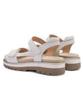 Load image into Gallery viewer, Ara White Velcro Sandals 21008 04