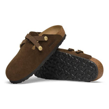 Load image into Gallery viewer, Birkenstock Blair Clogs Carafe Brown 1032983