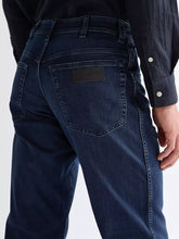 Load image into Gallery viewer, Wrangler Texas Jeans Armstrong 112341387