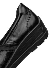 Load image into Gallery viewer, Ara Zuerich H Fit Black Patent Shoes 12-50613-01