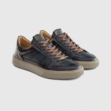 Load image into Gallery viewer, Ambitious Navy Trainers 14133 6553am