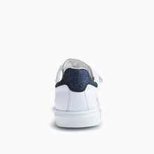 Load image into Gallery viewer, Pablosky Girls White Floral Shoe 201802