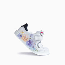 Load image into Gallery viewer, Pablosky Girls White Floral Shoe 201802