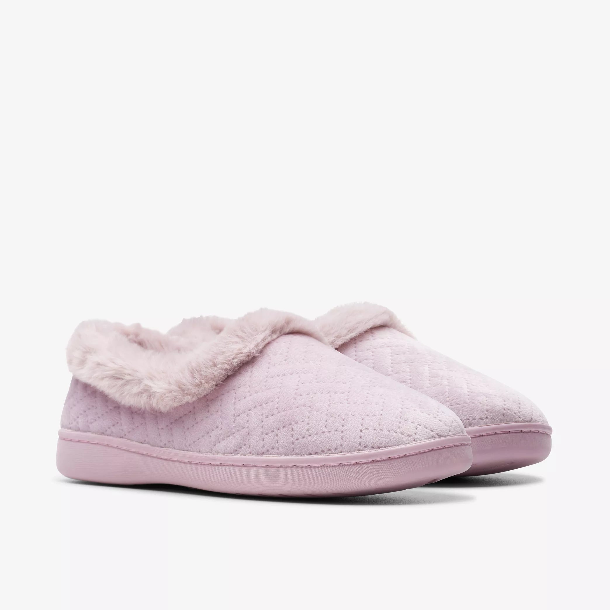 Clarks fuzzy online slippers