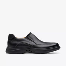 Load image into Gallery viewer, Clarks Black Slip On Shoe Un Briley Step