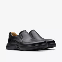 Load image into Gallery viewer, Clarks Black Slip On Shoe Un Briley Step
