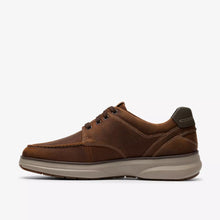 Load image into Gallery viewer, Clarks Leather Shoe in Beeswax Brown Mullan Moc