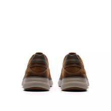 Load image into Gallery viewer, Clarks Leather Shoe in Beeswax Brown Mullan Moc