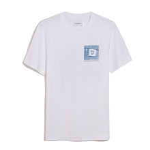 Load image into Gallery viewer, Farah White Backprint Tee F4KSG043 104