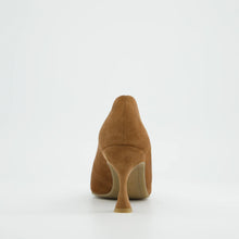 Load image into Gallery viewer, Paul Green Nut Brown Suede Pumps 3859 039