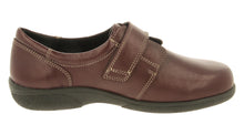 Load image into Gallery viewer, Easy B Velcro Shoe Burgundy Rory 2V