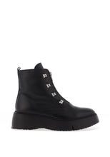 Load image into Gallery viewer, Wonders Black Leather Boots A 9301