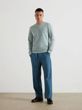 Load image into Gallery viewer, Farah Green Crew Sweat F4KFD076 306