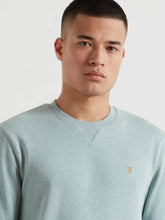 Load image into Gallery viewer, Farah Green Crew Sweat F4KFD076 306