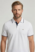 Load image into Gallery viewer, Giordano White Polo Shirt 616587 10