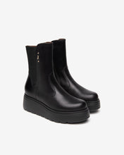 Load image into Gallery viewer, Nero Giardini Black Platform Boots I514901 100