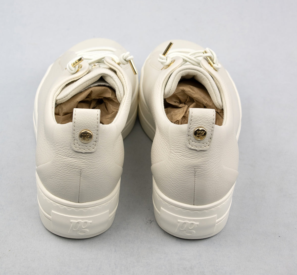 Paul Green 5017 Ivory with Gold