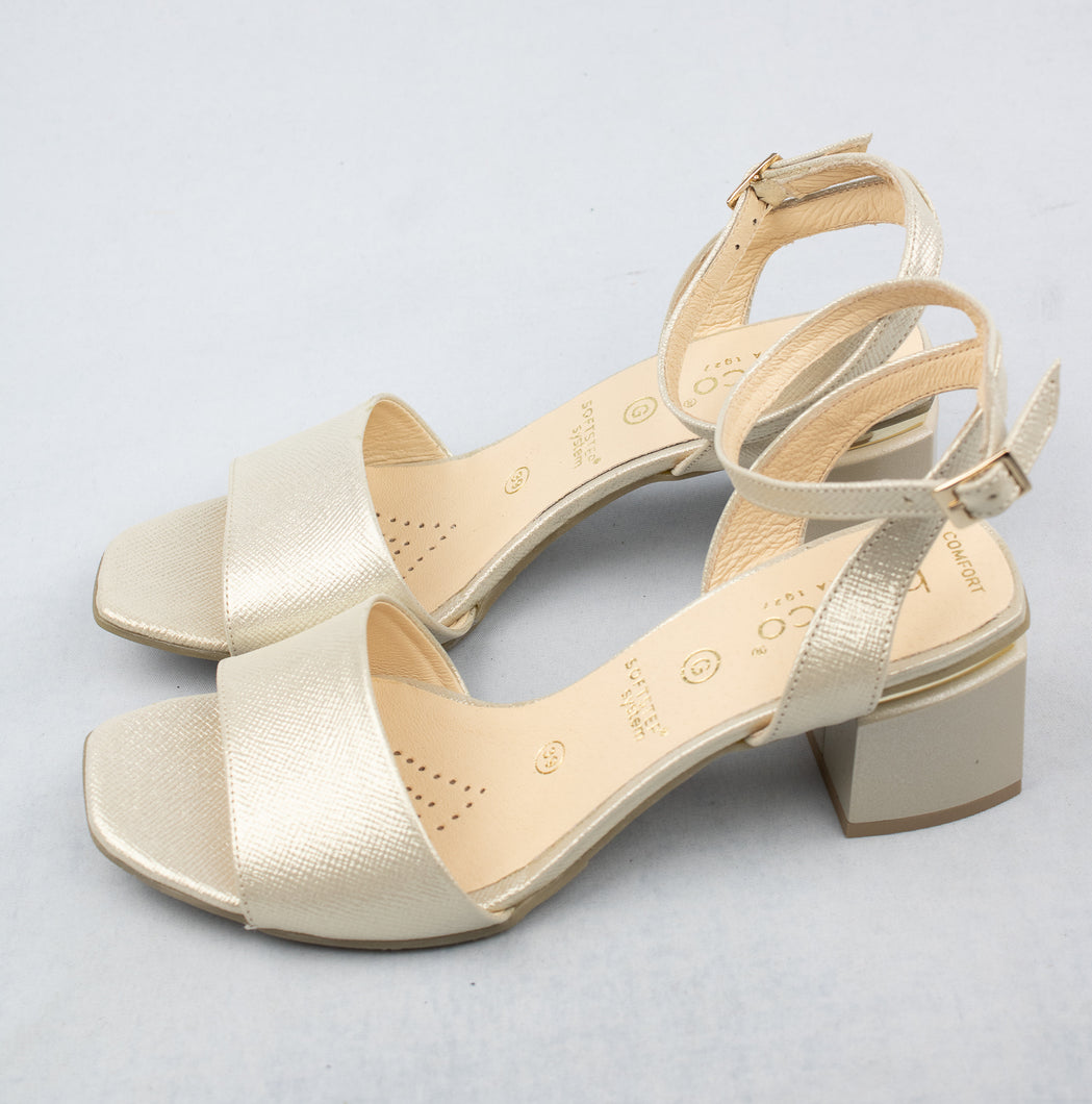 Bioeco 3942 1097 | 6.5cm Block Heel Leather Sandals in Gold