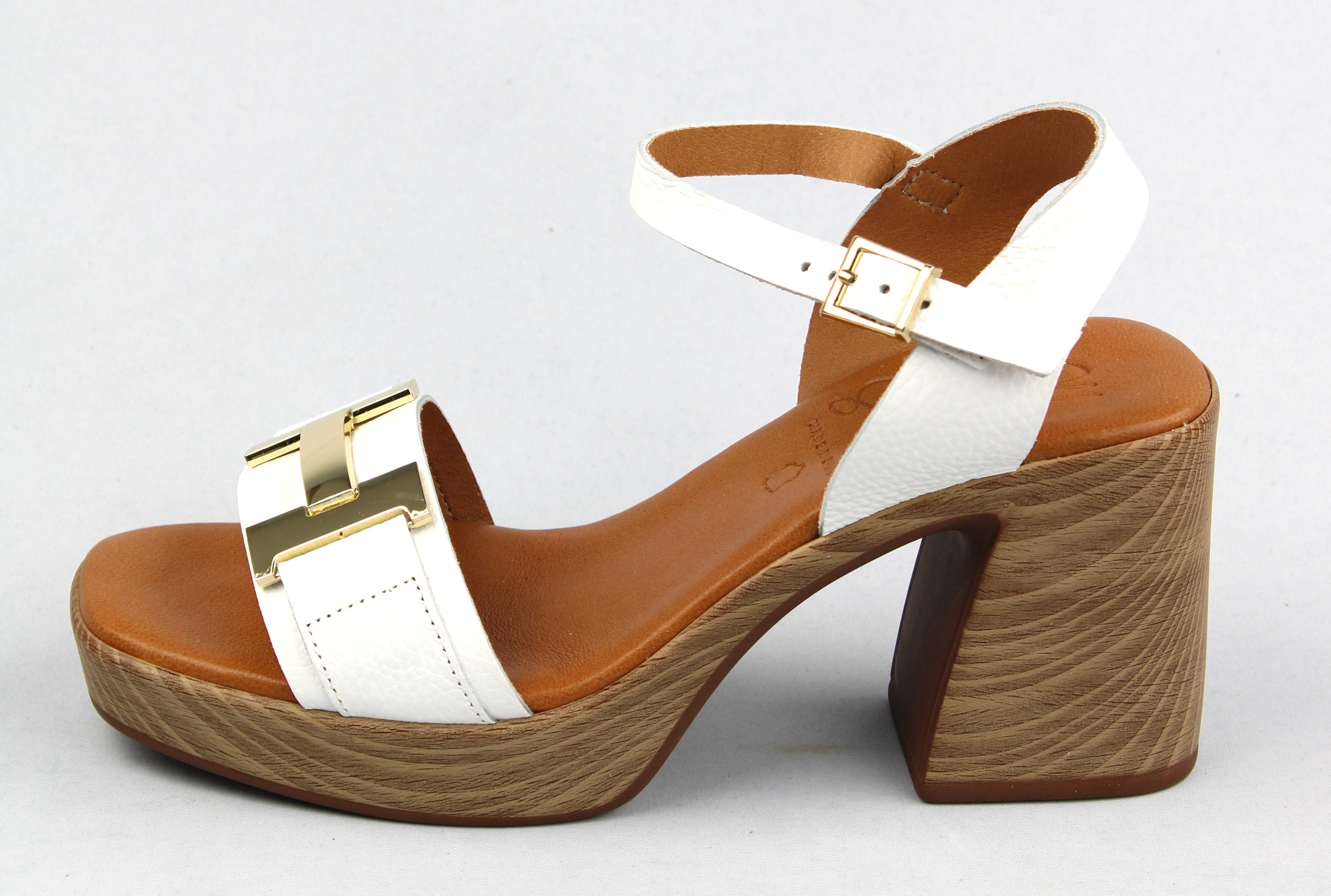 Oh My Sandals Block Heel Sandals in White 5636 – Donnellans