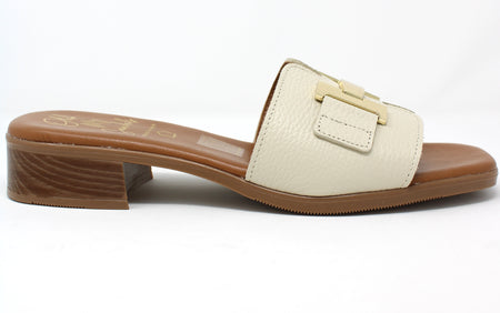 Oh My Sandals 5890 Off White