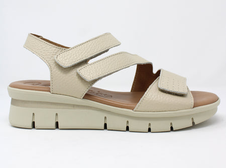 Valerias Beige Sandals 2600
