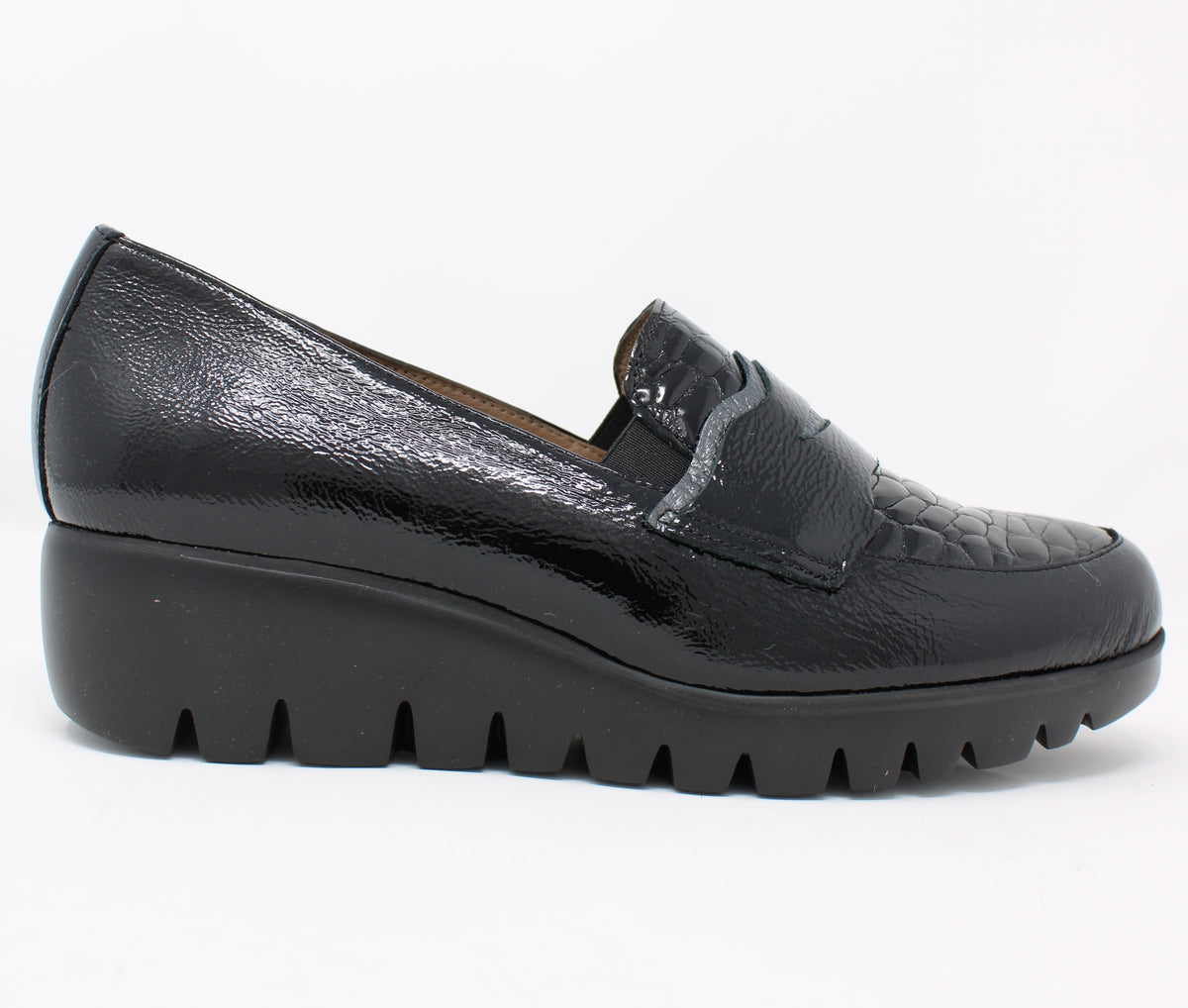 Wonders Slip On Wedge Shoe Black with Croc Detail C-33360