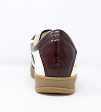 Load image into Gallery viewer, Another Trend White Burgundy Faux Fur Lined Trainers A0349396