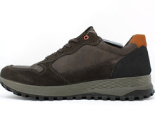 Load image into Gallery viewer, iMac Brown Shoe 853108
