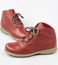 Load image into Gallery viewer, Jose Saenz 2082 Teja Red | Rural Walking Boots with Ergonomic Sole &amp; Antibacterial Lining