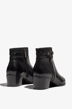 Load image into Gallery viewer, Regarde Le Ciel Black Boots Jolene 29