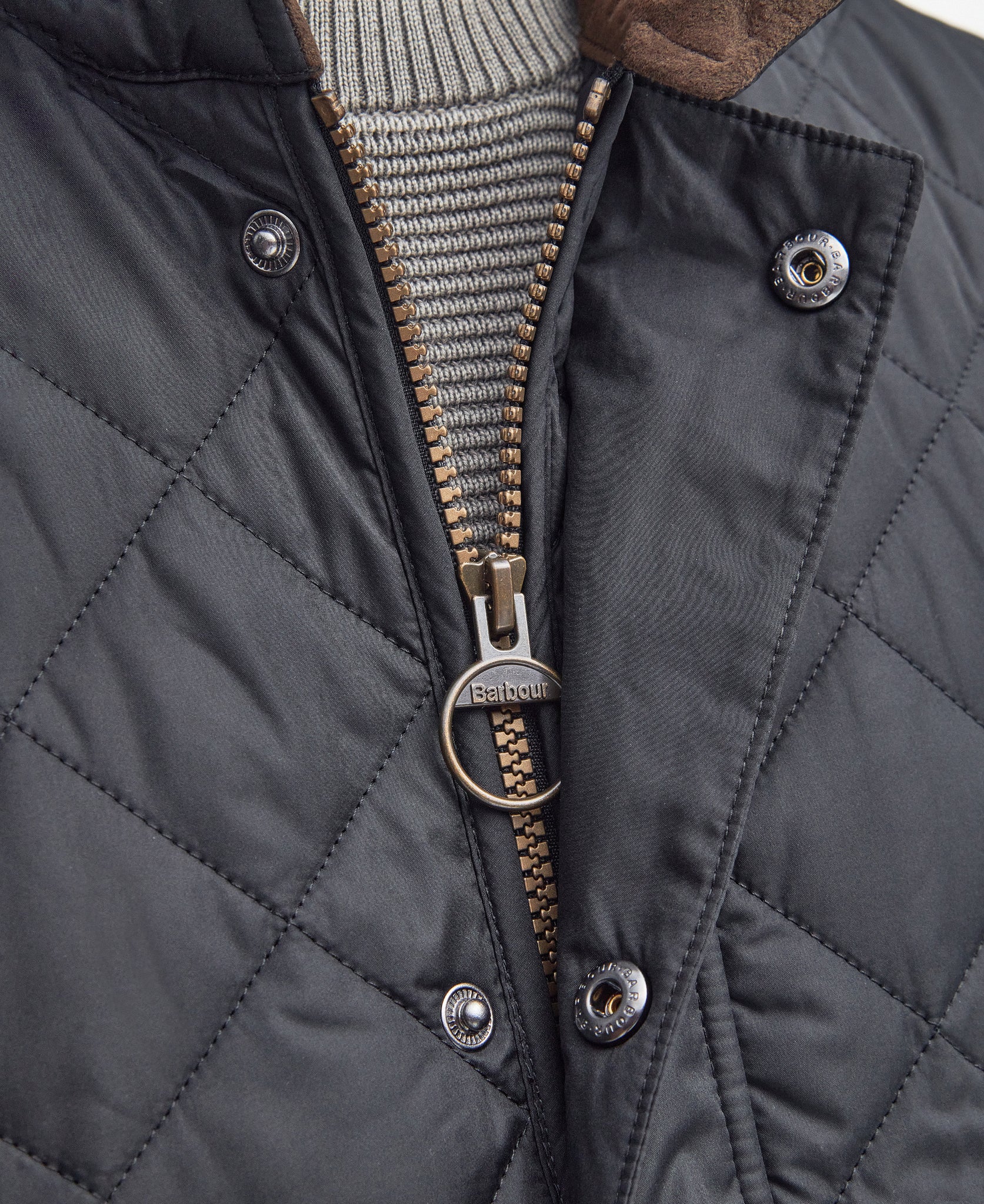 Load image into Gallery viewer, Barbour Lowerdale Gilet Navy MGI0245 ny71