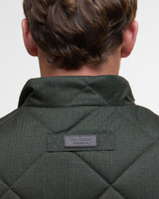 Load image into Gallery viewer, Barbour Winter Finn Gilet Green mgi0295 ol71
