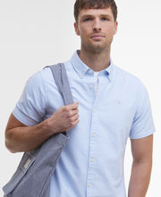 Load image into Gallery viewer, Barbour Oxford Short Sleeve Shirt Sky Blue MSH5313 bl32