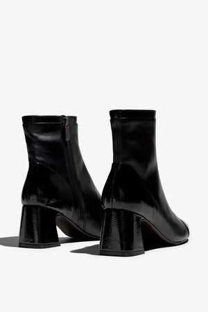 Regarde Le Ciel Black Boots Mya 01
