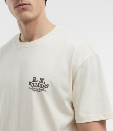 RM Williams | Kandos Longhorn Backprint Tee in Ecru | KDU10JE