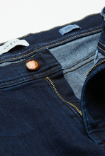 Load image into Gallery viewer, Bugatti 3289D 26650 383