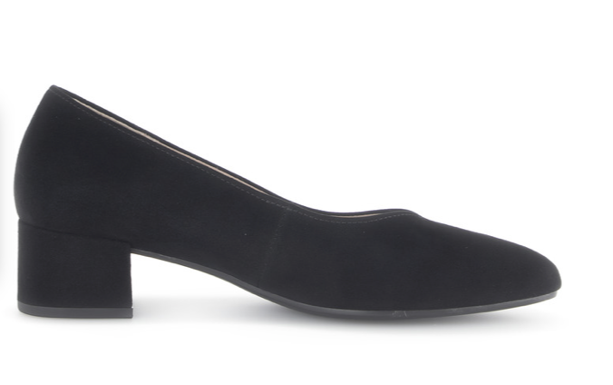 Gabor Black Court Shoes 61.431.17