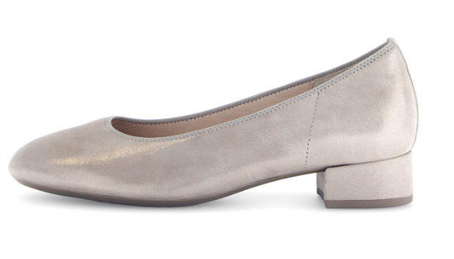 Gabor Court Shoe in Metallic Gold 61.421.62