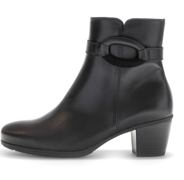 Gabor Black Leather Boots 75.523.27