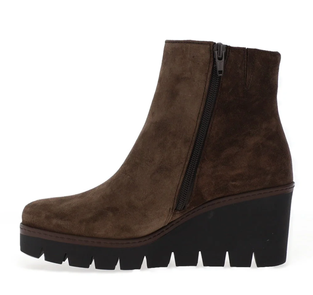 Gabor Brown Wedge Boots 74.780.18
