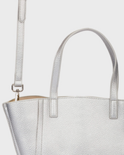Load image into Gallery viewer, Wonders Bag Silver WB55035