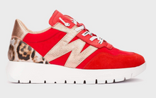 Load image into Gallery viewer, Wonders Flame Red Trainers A24100