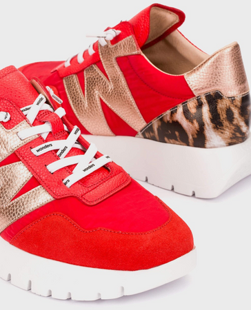 Wonders Flame Red Trainers A24100