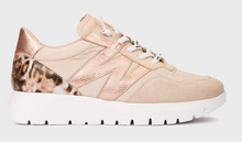 Load image into Gallery viewer, Wonders Beige Trainers A24100